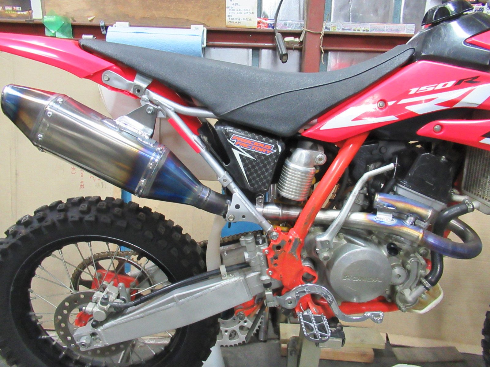CRF150Rチタンエキゾースト